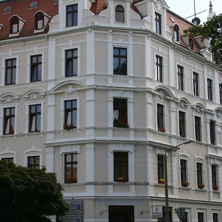 Gaestehaus Lisakowski Pension Am Brautwiesenpark Görlitz Exterior foto